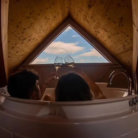 Del Poggio Prosecco Bike 4* Сан-Пьетро-ди-Фелетто