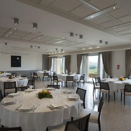 Del Poggio Prosecco Bike Отель 4*